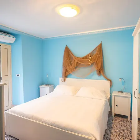 Nefele Hotel Giardini-Naxos