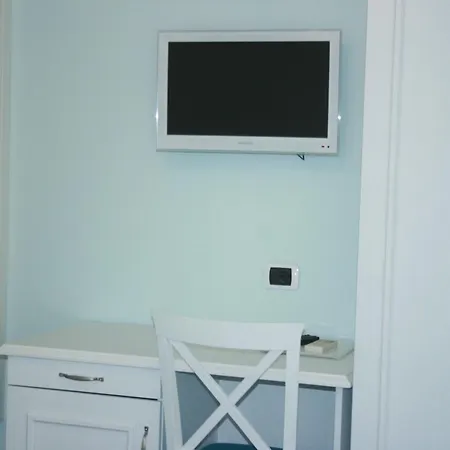 Hotel Nefele 3*