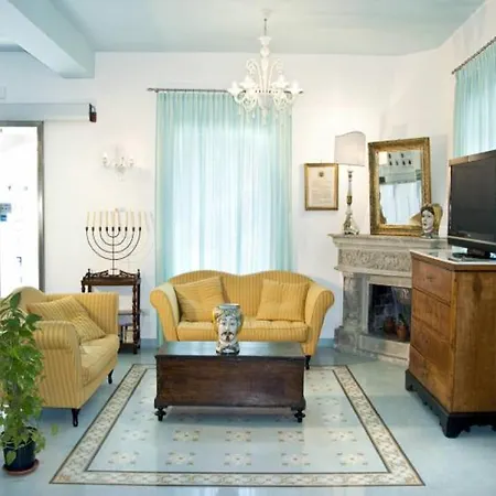 Ξενοδοχείο Nefele Giardini Naxos