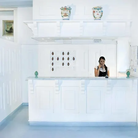 Nefele Giardini Naxos