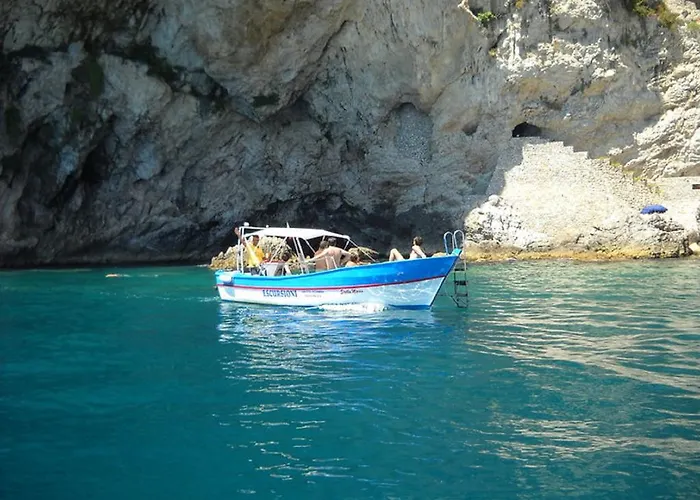 Hotel Nefele Giardini-Naxos