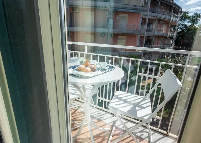 Nefele Giardini-Naxos