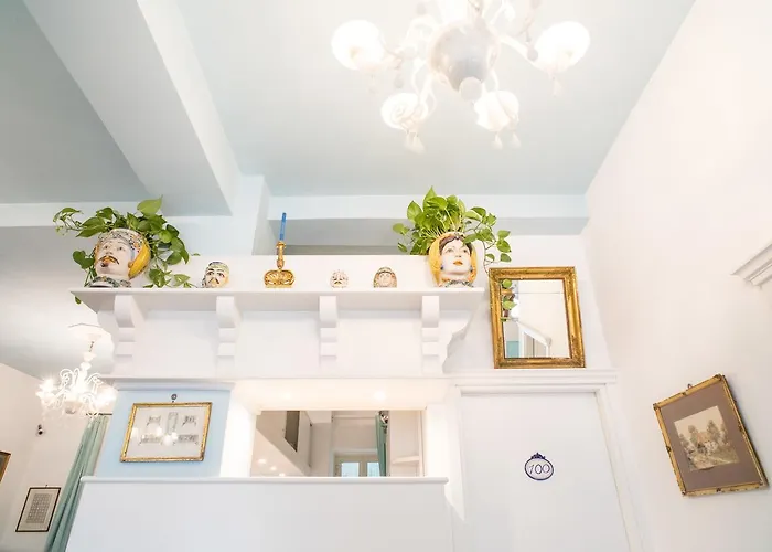 Nefele Giardini-Naxos