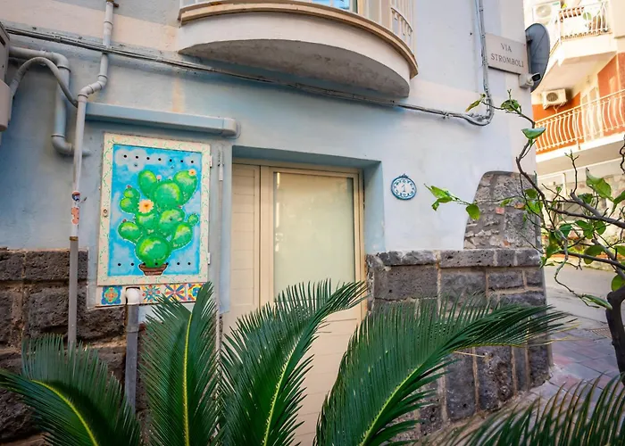 Nefele 3* Giardini Naxos