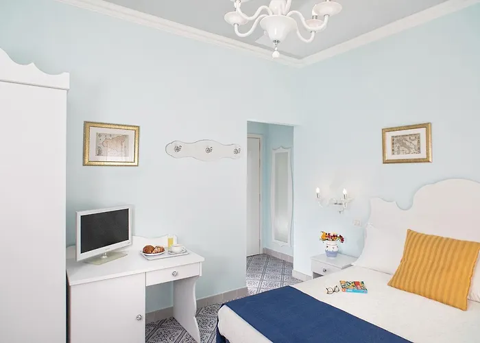 オテル ネフェレ 3*