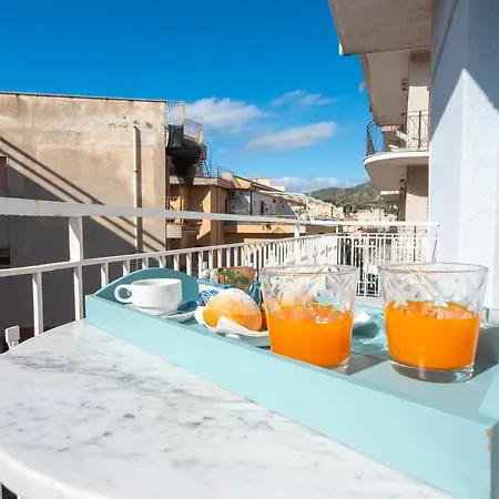 Hotel Nefele Giardini-Naxos